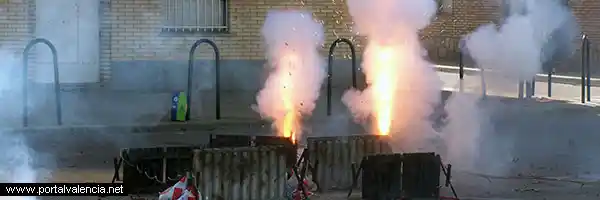 Vive la magia del arte y el fuego de las Fallas valencianas